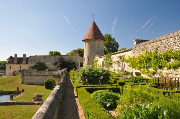 Domaine De Villarceaux Les Amis De Villarceaux domaine-de-villarceaux-les-amis-de-villarceaux